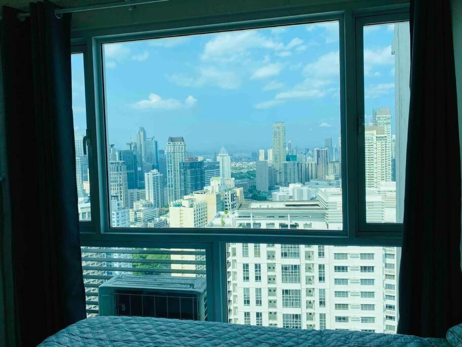 Makati Penthouse With Stunning City Skyline View Манила Экстерьер фото
