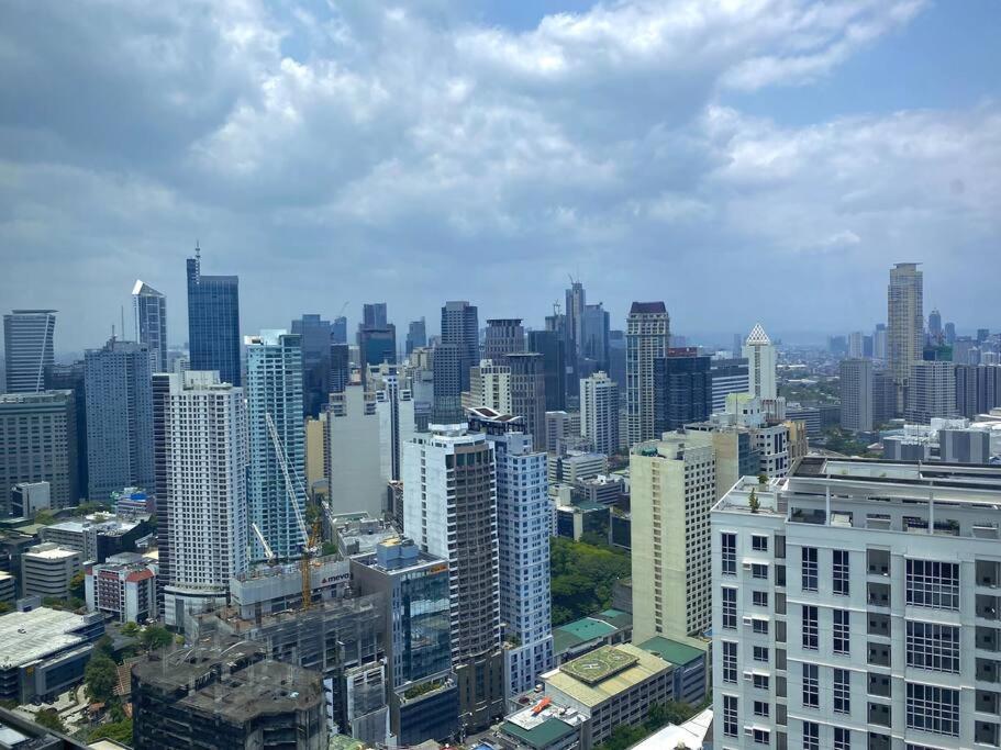 Makati Penthouse With Stunning City Skyline View Манила Экстерьер фото